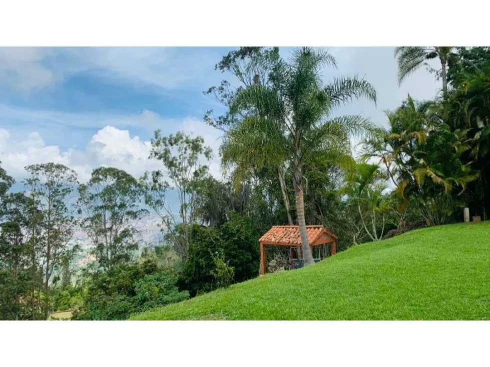 Se Vende Casa 800m2 para REMODELAR en la Urbanización Alto Hatillo - 9