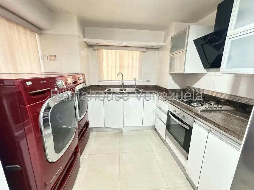 Apartamento (1 Nivel) en Venta en Colinas de Bello Monte, Distrito Metropolitano - 9