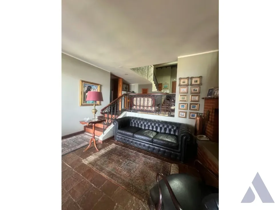 Se vende casa en calle cerrada 700m2 Alto Hatillo 5989 - 15