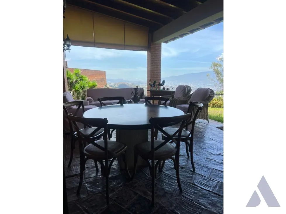 Se vende casa en calle cerrada 700m2 Alto Hatillo 5989 - 26