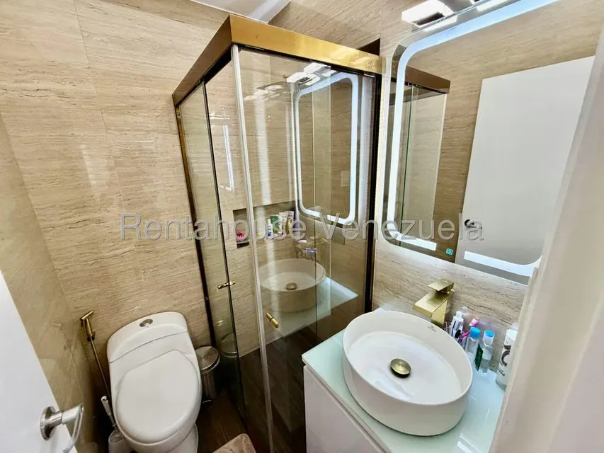 Apartamento (1 Nivel) en Venta en La Urbina, Distrito Metropolitano - 18