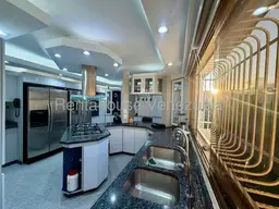 View 32
