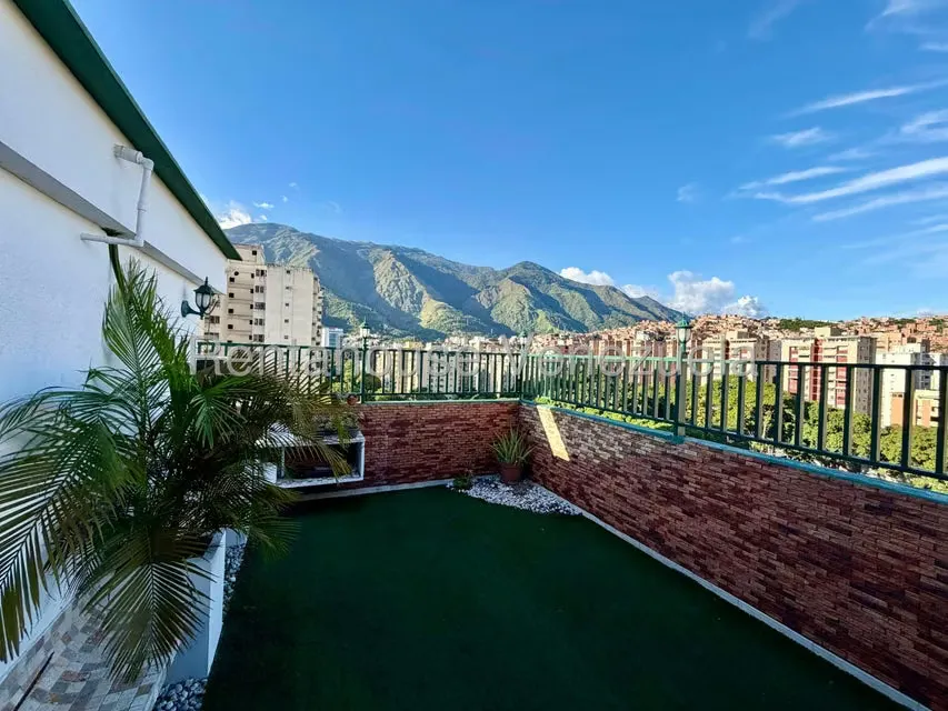 Apartamento (1 Nivel) en Venta en La Urbina, Distrito Metropolitano - 9