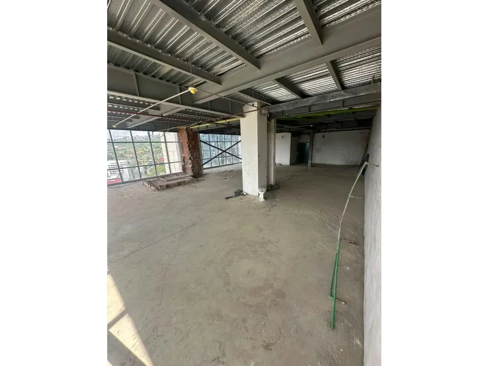 Oficina en venta o alquiler 252m², Las Mercedes - Calle Madrid