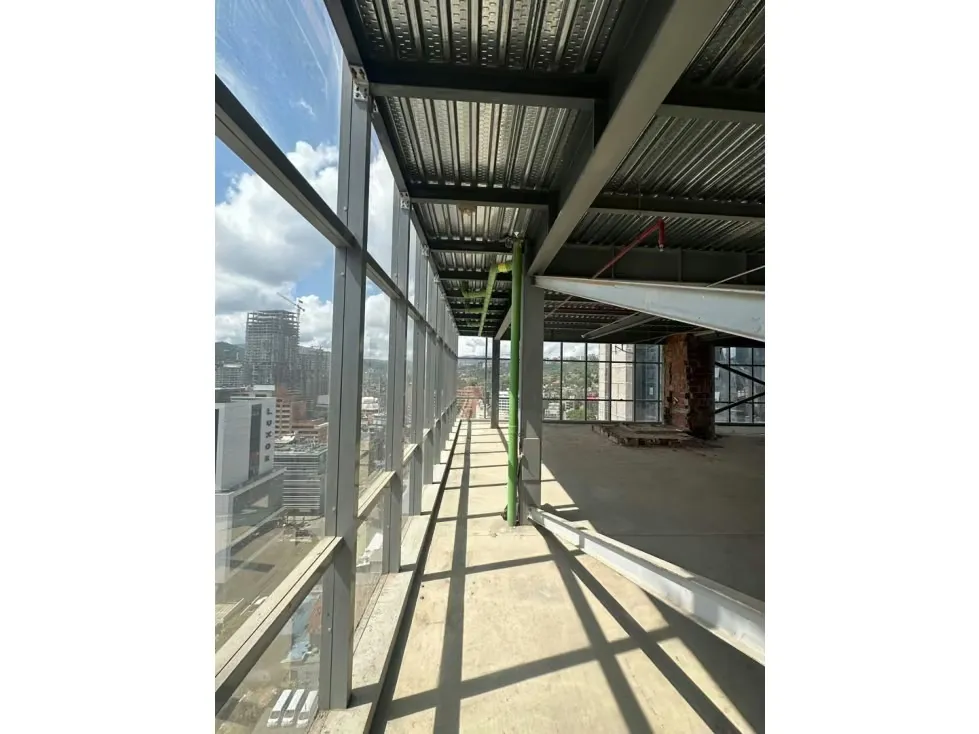 Oficina en venta o alquiler 252m², Las Mercedes - Calle Madrid - 9