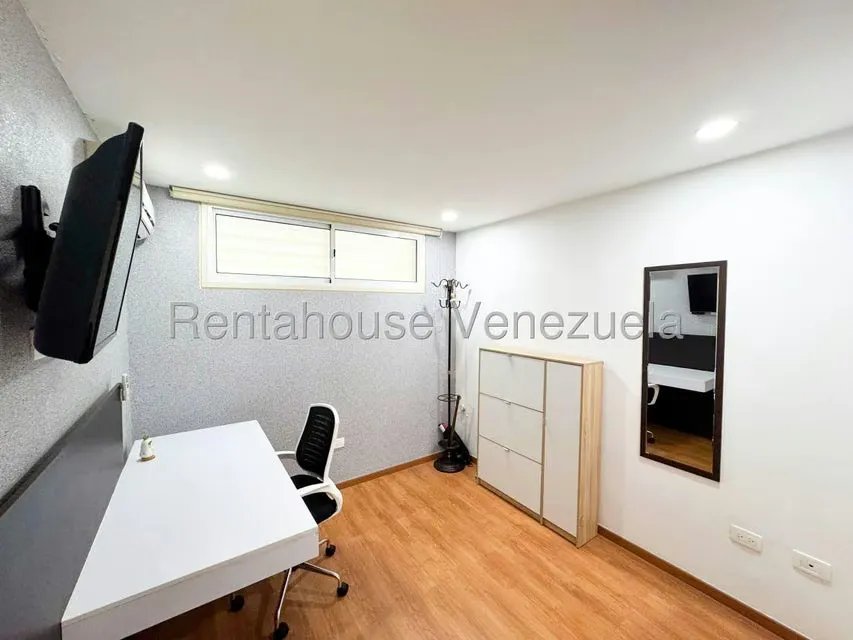 Apartamento (1 Nivel) en Venta en Escampadero, Distrito Metropolitano - 36