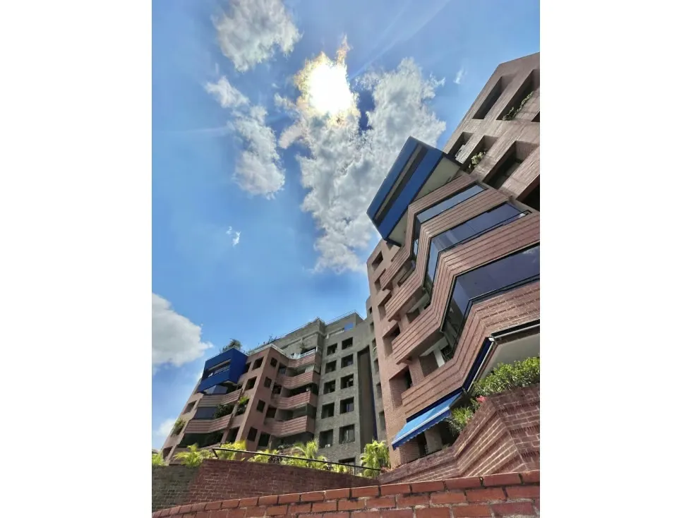 Se vende PB 425 m2 4h+s/3.5b+s/6p Lomas de La Alameda