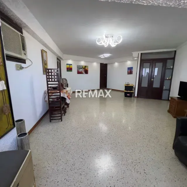 VENTA APARTAMENTO EN EDIF YAGUAZIRU - 15