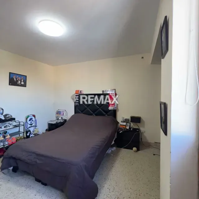 VENTA APARTAMENTO EN EDIF YAGUAZIRU - 3