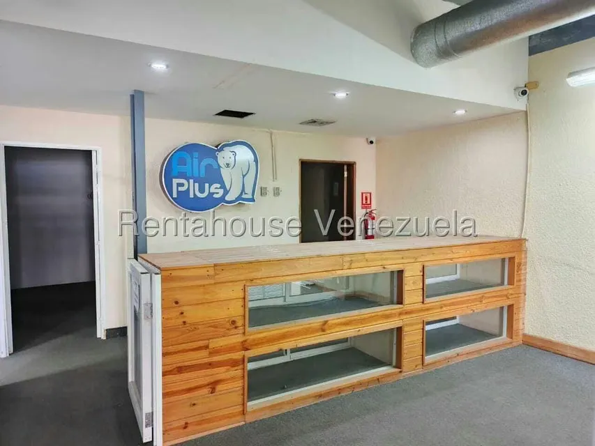 Local Comercial en Alquiler en Calle 72, Zulia - 2