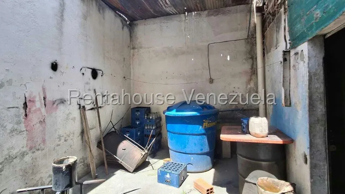 Local Comercial en Venta en Avenida Libertador, Lara - 12