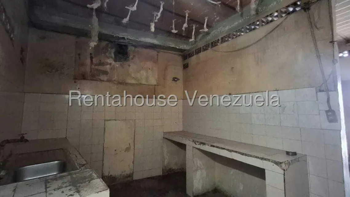 Local Comercial en Venta en Avenida Libertador, Lara - 10