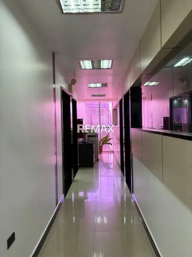En venta moderno Edificio ubicado en el Centro de Barquisimeto - 12