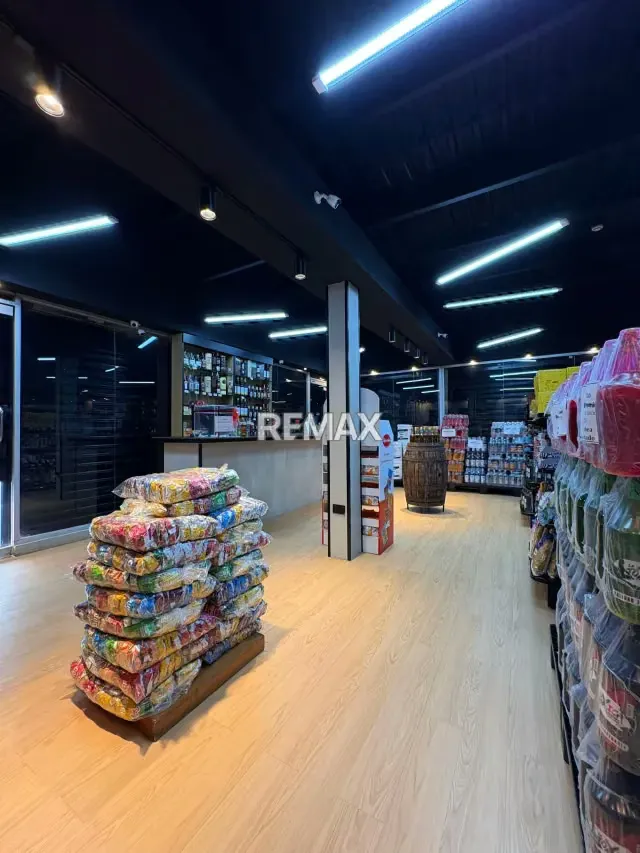 En venta moderno Edificio ubicado en el Centro de Barquisimeto - 2
