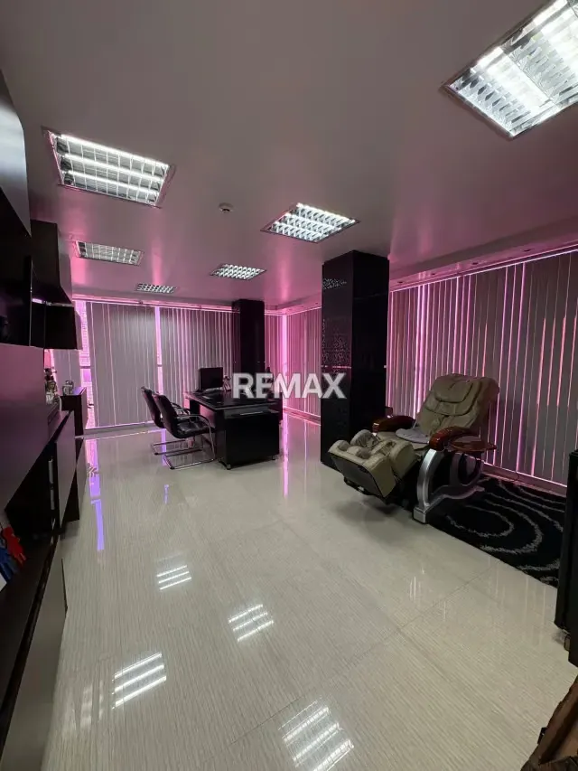 En venta moderno Edificio ubicado en el Centro de Barquisimeto - 10