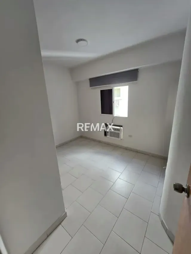 En Venta hermoso apartamento duplex en Habita Colina Av. Bolivariana - 3