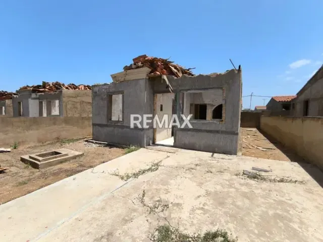 ACOGEDORA Y BIEN DISTRIBUIDA CASA EN VENTA EN PUNTA DE PIEDRAS, ISLA DE MARGARITA