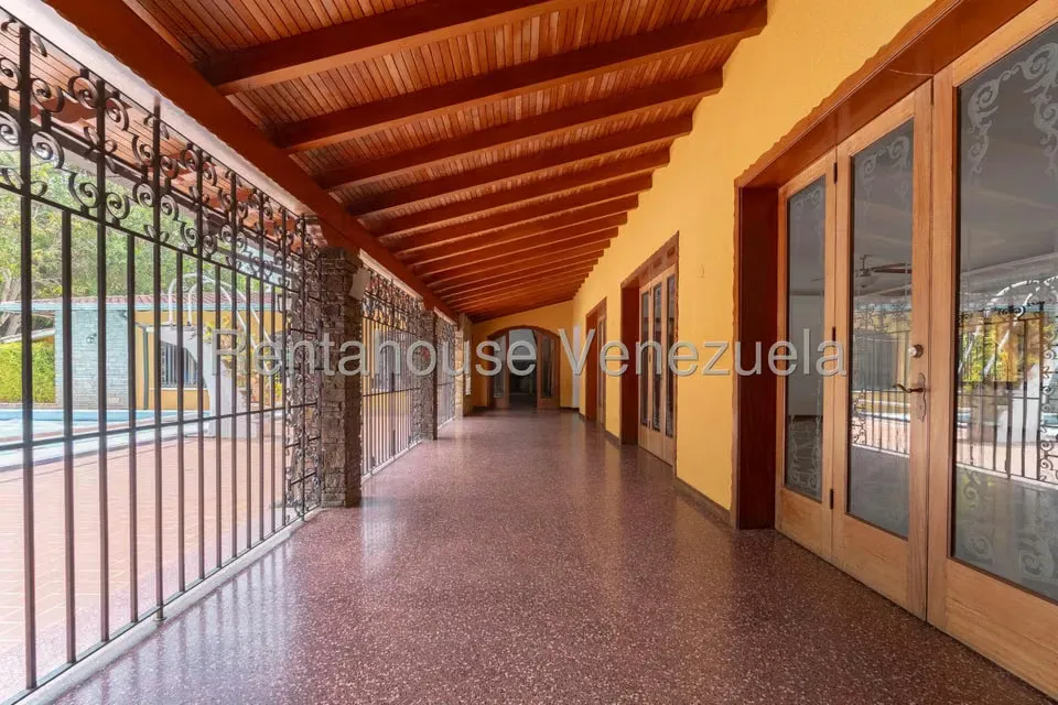 Casa (Duplex) en Venta en La Lagunita Country Club, Distrito Metropolitano - 18
