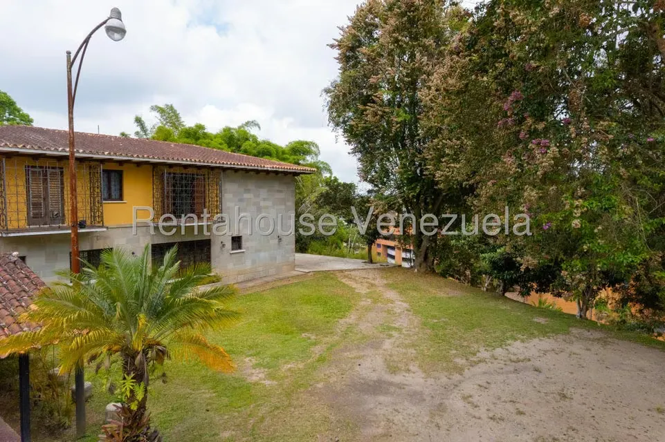 Casa (Duplex) en Venta en La Lagunita Country Club, Distrito Metropolitano - 44