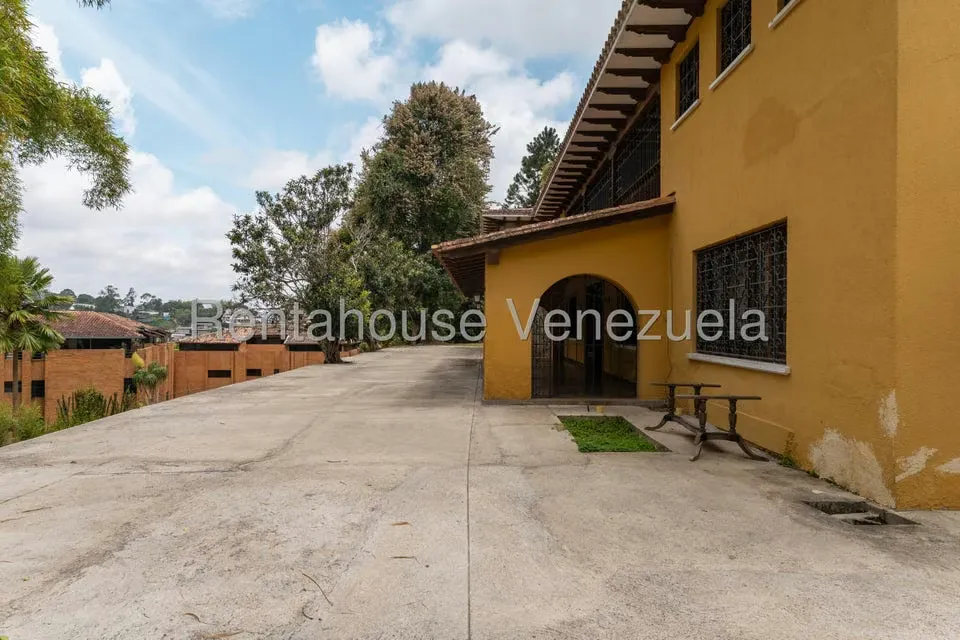 Casa (Duplex) en Venta en La Lagunita Country Club, Distrito Metropolitano - 66