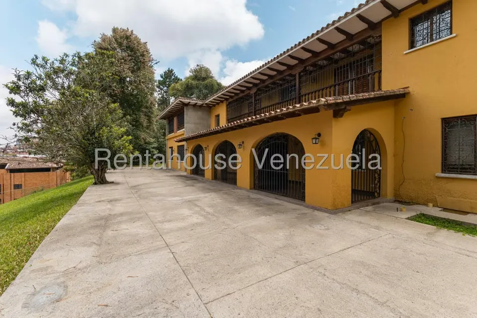 Casa (Duplex) en Venta en La Lagunita Country Club, Distrito Metropolitano - 70