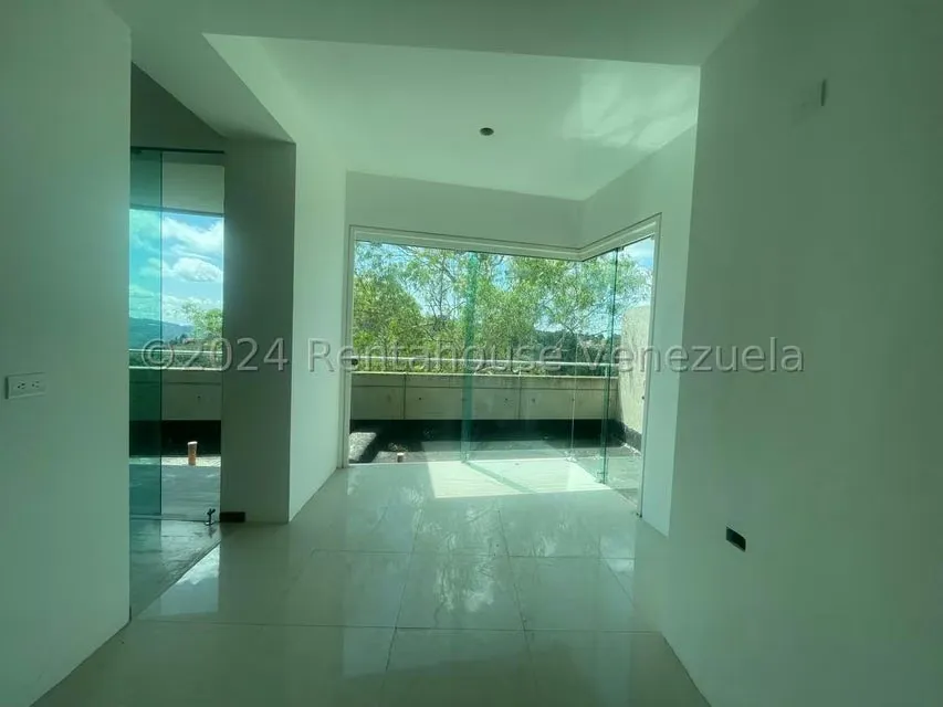 Apartamento (1 Nivel) en Venta en La Lagunita Country Club, Distrito Metropolitano - 17