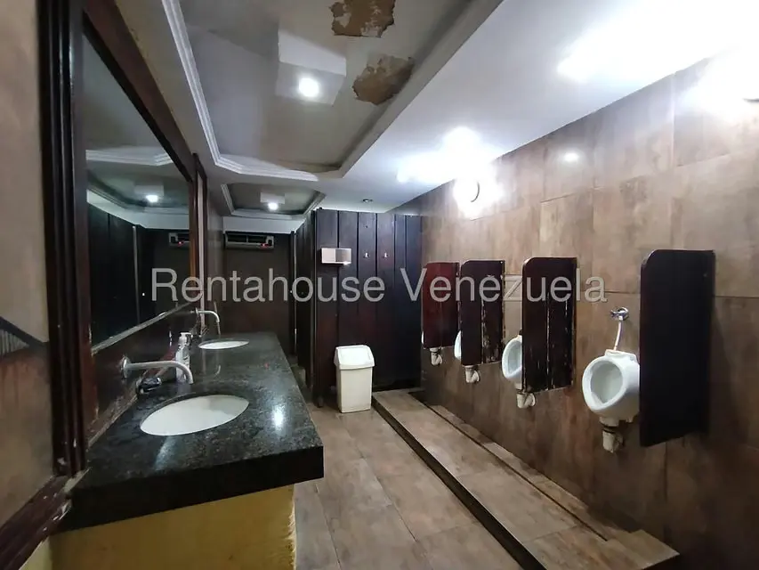 Local Comercial en Venta en Avenida Bolivar Norte, Carabobo - 30