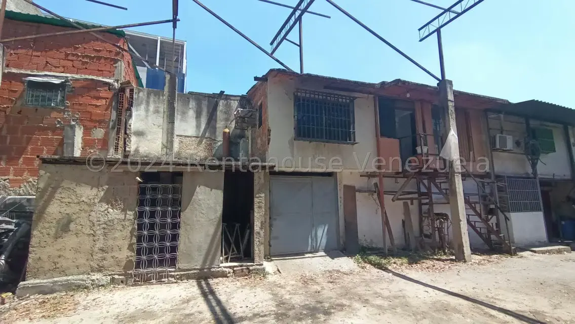 Terreno (Comercial) en Venta en Catia, Distrito Metropolitano - 13