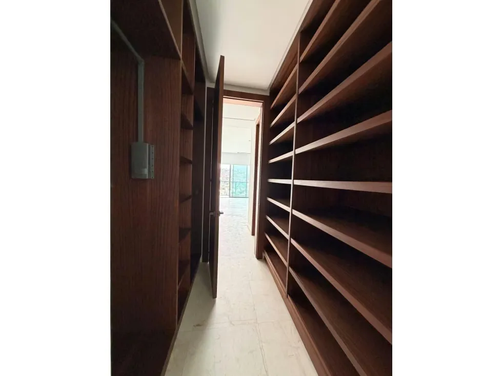 Se vende Apto 450m² 4h+s/4.5b+s/4p Las Mercedes - 20