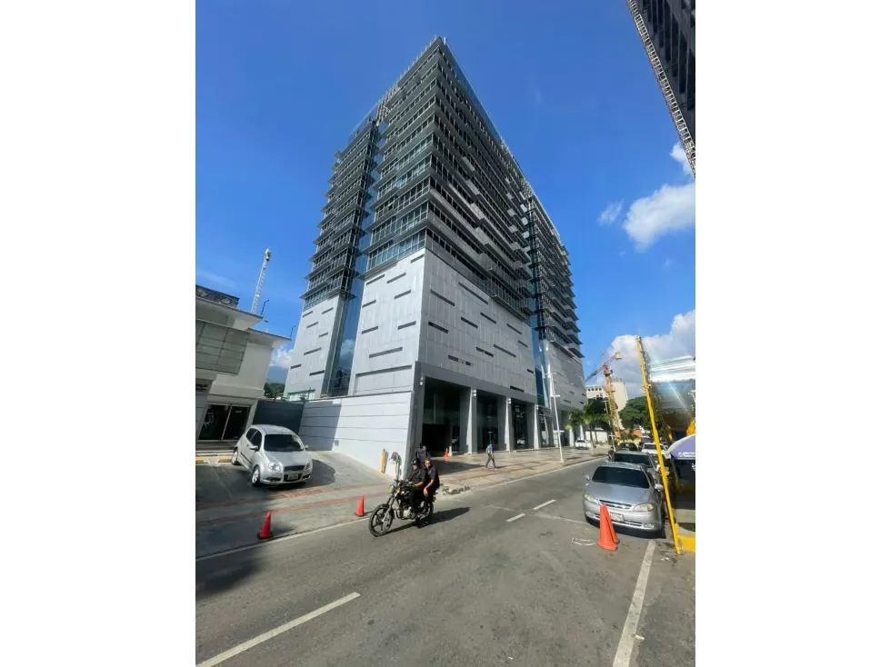 OFICINA EN VENTA EN LAS MERCEDES TORRE CFM 1680mts
