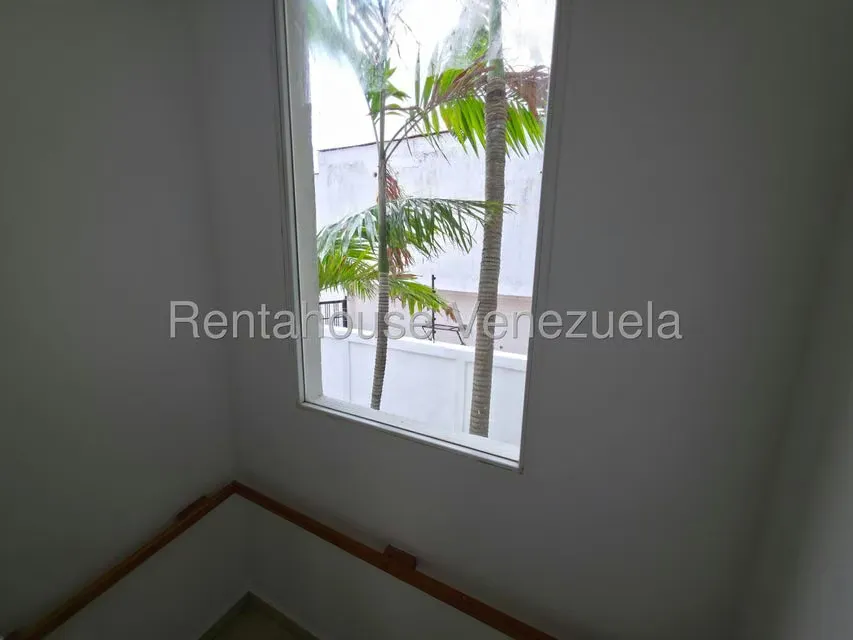 Casa (1 Nivel) en Venta en Villa Contemporanea, Portuguesa - 3