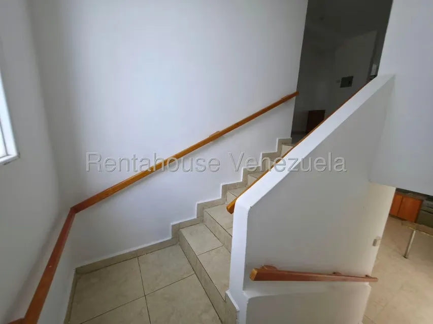 Casa (1 Nivel) en Venta en Villa Contemporanea, Portuguesa - 4