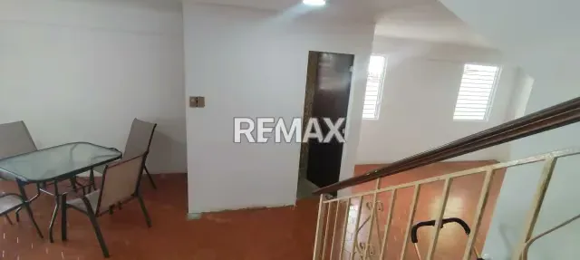 CASA PARA REMODELAR EN CALLE CERRADA LOMAS DE LA TRINIDAD - 5