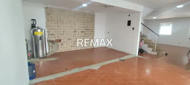 CASA PARA REMODELAR EN CALLE CERRADA LOMAS DE LA TRINIDAD - 8