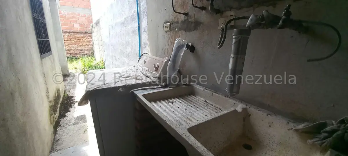 Casa (1 Nivel) en Alquiler en Avenida 4, Merida - 13