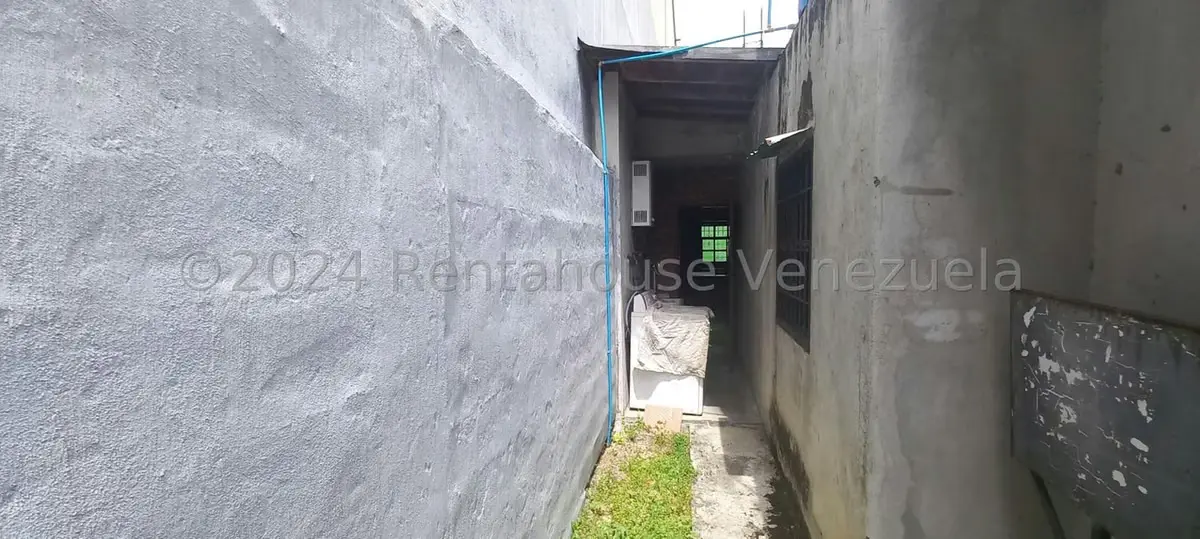 Casa (1 Nivel) en Alquiler en Avenida 4, Merida - 17