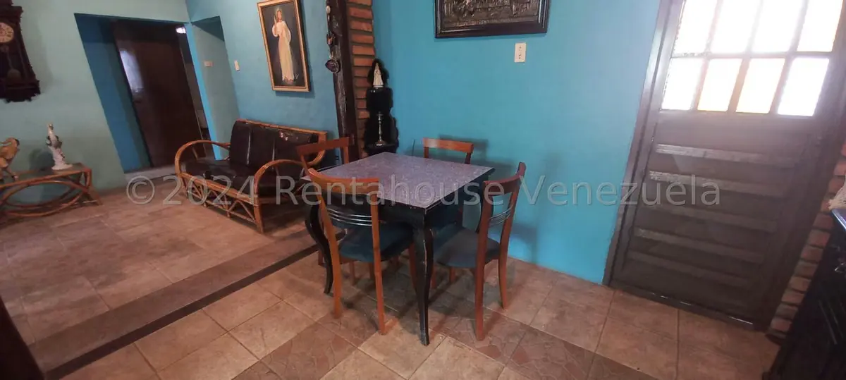 Casa (1 Nivel) en Alquiler en Avenida 4, Merida - 3