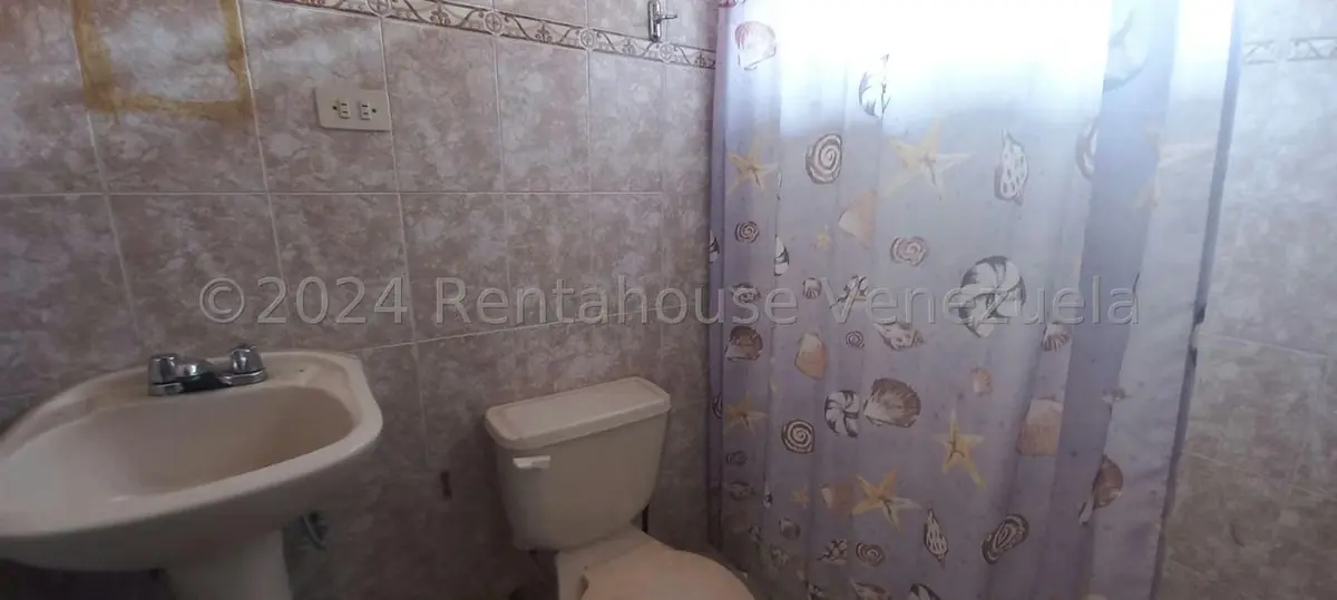 Casa (1 Nivel) en Alquiler en Avenida 4, Merida - 6