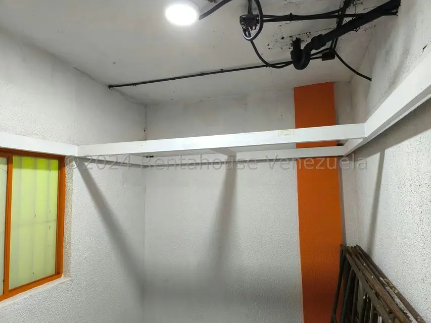 Comercial (Oficina) en Alquiler en Parroquia La Candelaria, Distrito Metropolitano - 13