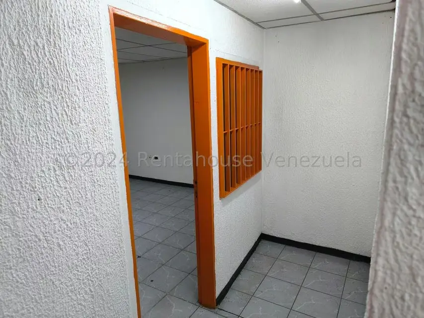 Comercial (Oficina) en Alquiler en Parroquia La Candelaria, Distrito Metropolitano - 14