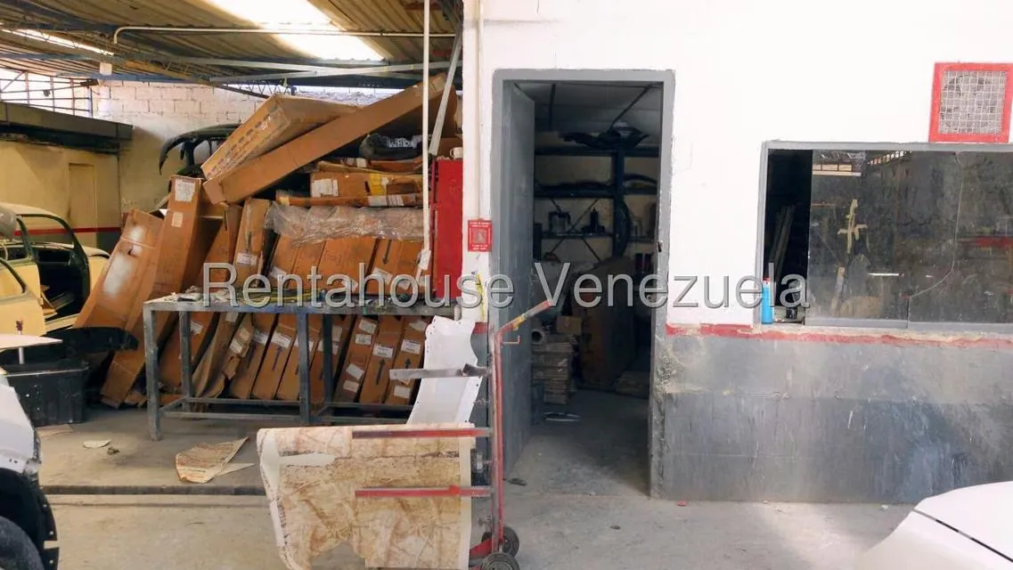 Galpon - Deposito en Venta en El Paraiso, Distrito Metropolitano - 16
