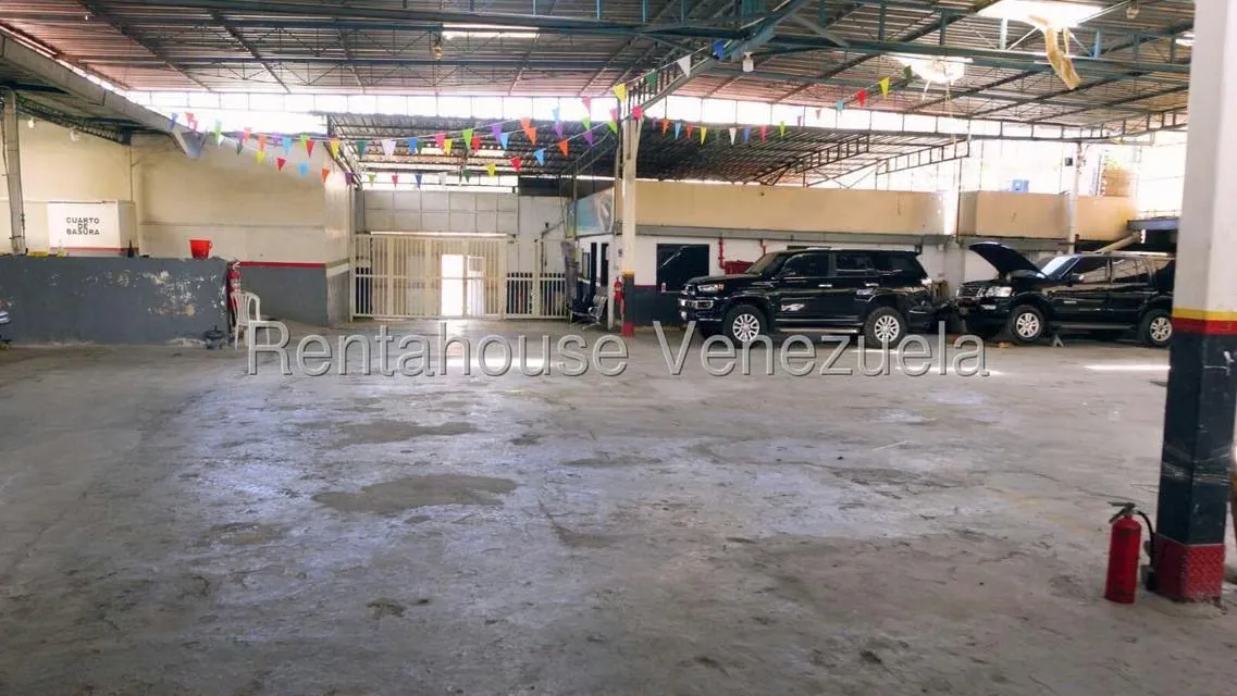 Galpon - Deposito en Venta en El Paraiso, Distrito Metropolitano - 22