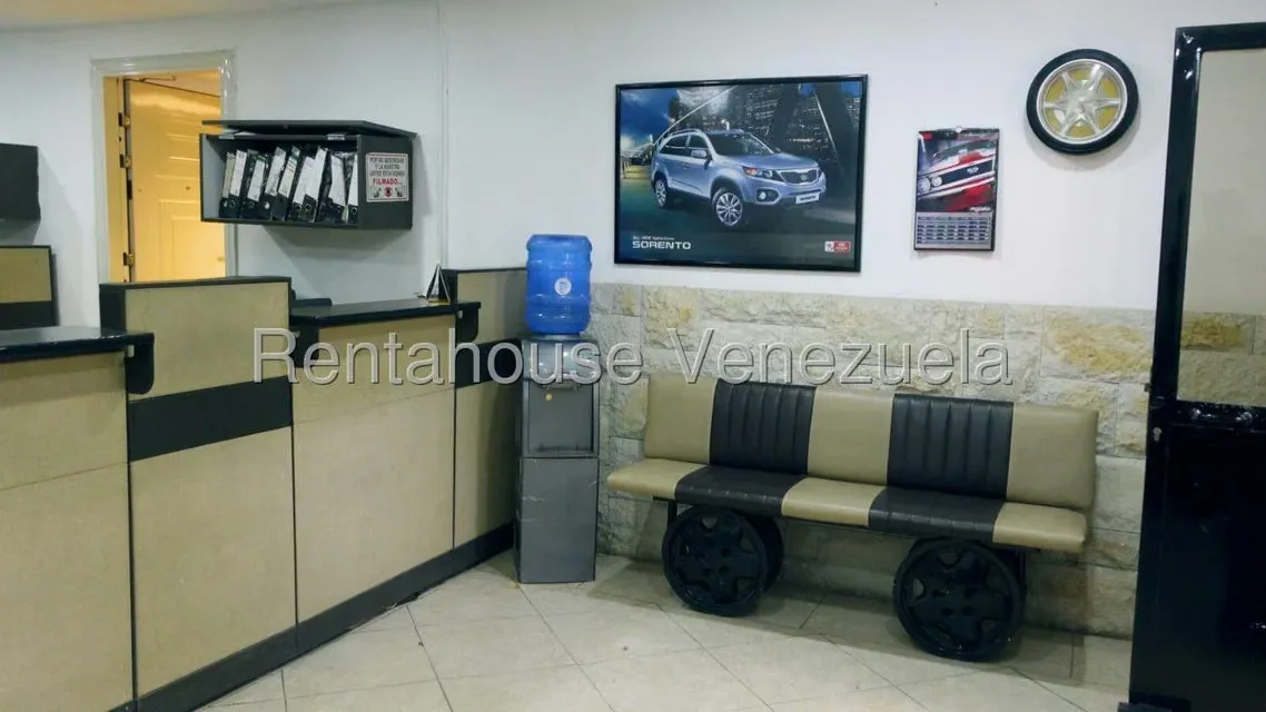 Galpon - Deposito en Venta en El Paraiso, Distrito Metropolitano - 28