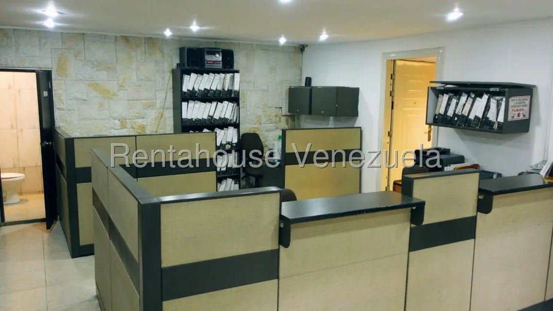 Galpon - Deposito en Venta en El Paraiso, Distrito Metropolitano - 30