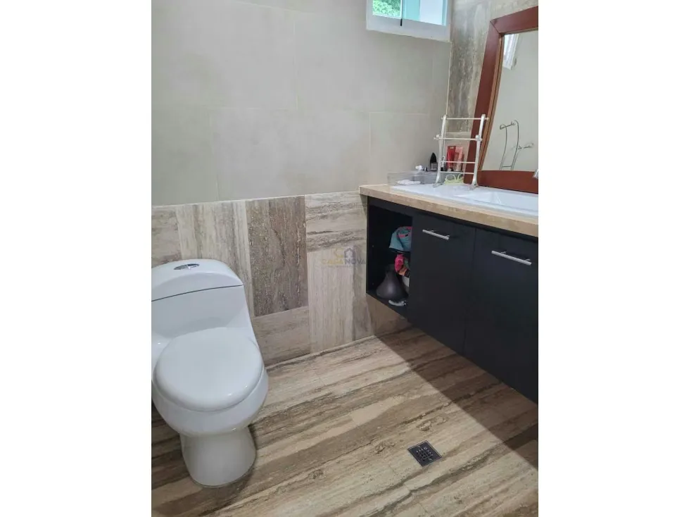 En Venta Casa Moderna 450m2 Urb. Santa Marta 5H/7B/4E - 16