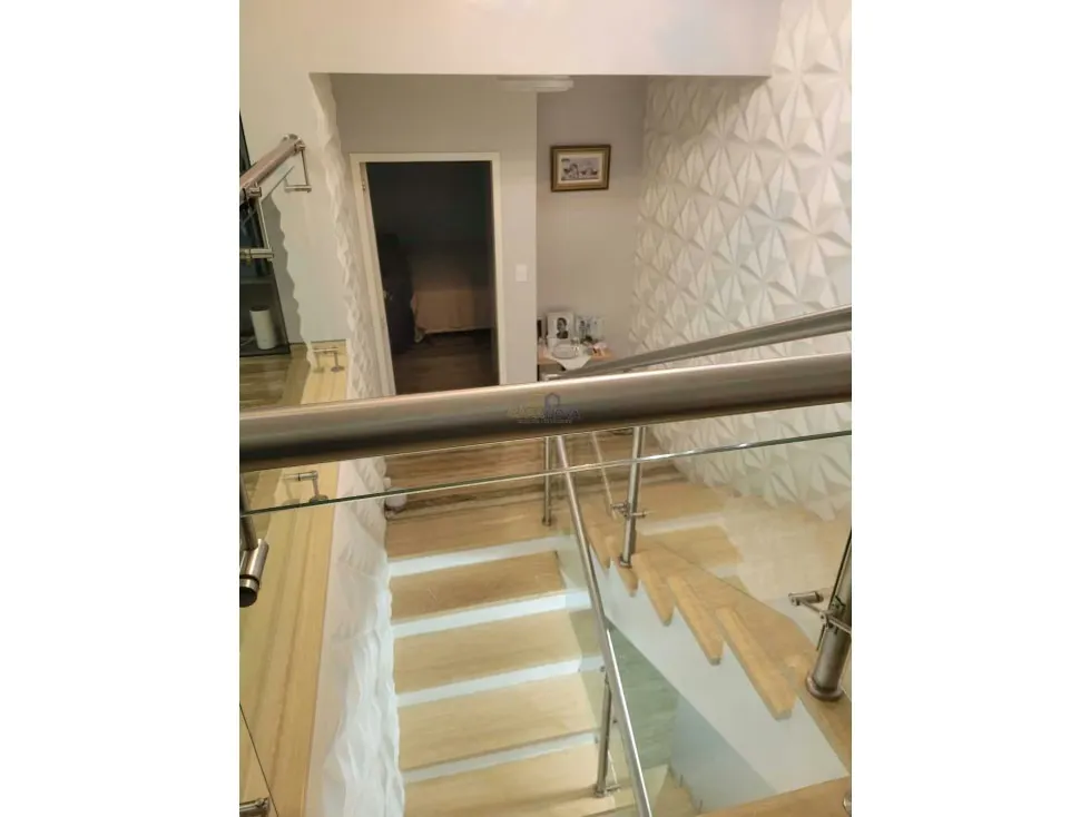 En Venta Casa Moderna 450m2 Urb. Santa Marta 5H/7B/4E - 30
