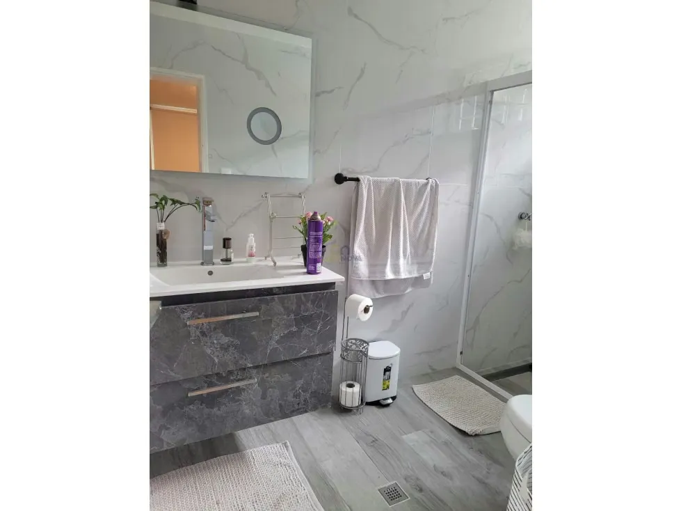 En Venta Casa Moderna 450m2 Urb. Santa Marta 5H/7B/4E - 32