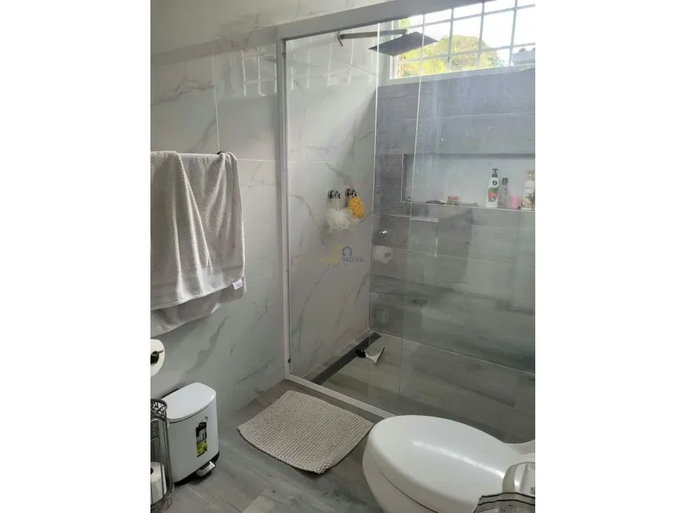 En Venta Casa Moderna 450m2 Urb. Santa Marta 5H/7B/4E - 33