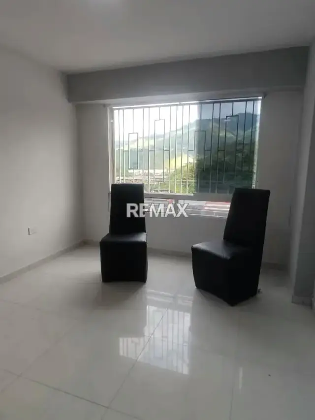 En Alquiler Apartamento en Residencias San Antonio