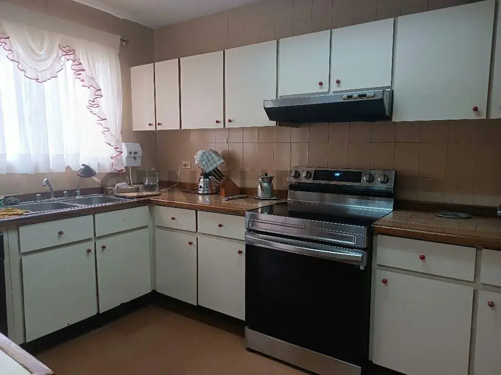 Venta de Hermosa Casa - 4